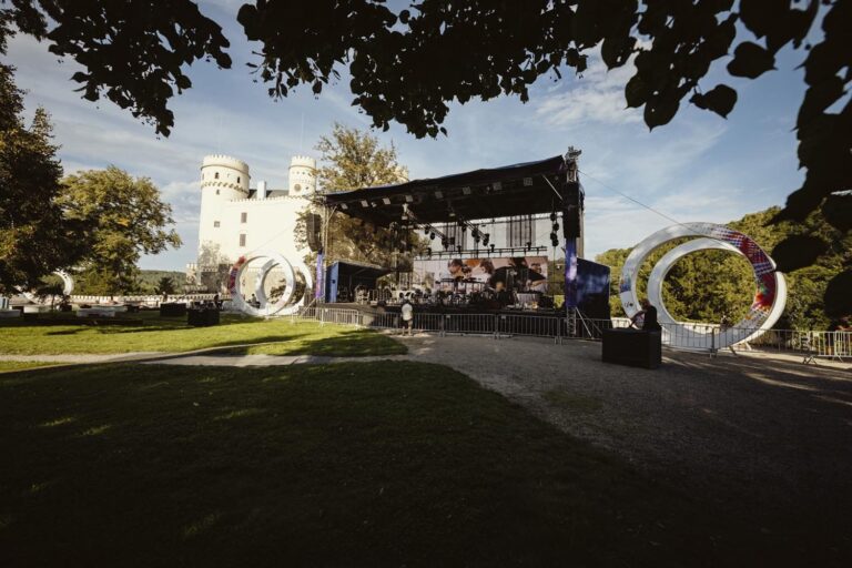 LW_220907_GLORCHESTRA_ORLIK_CZ_LQ_0001