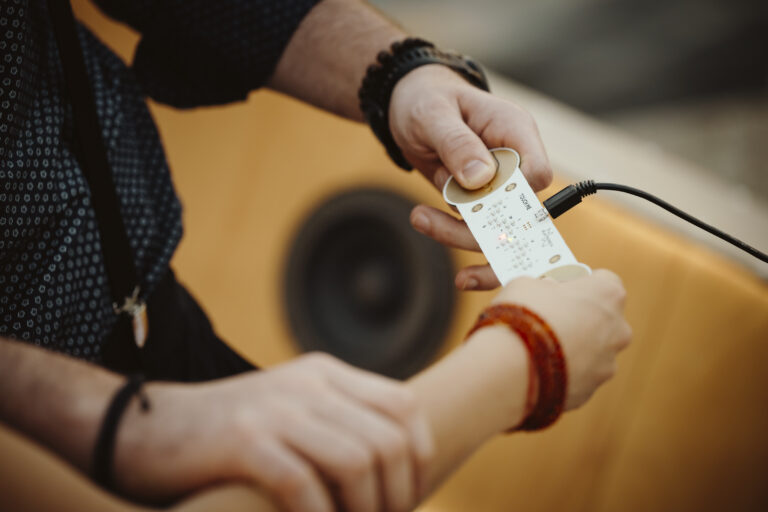 GLORCHESTRA Guerilla