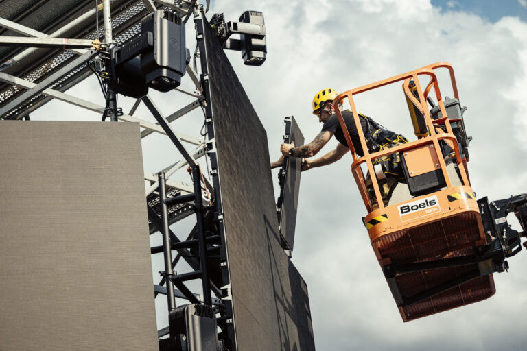 GLO / Guerilla Naplavka