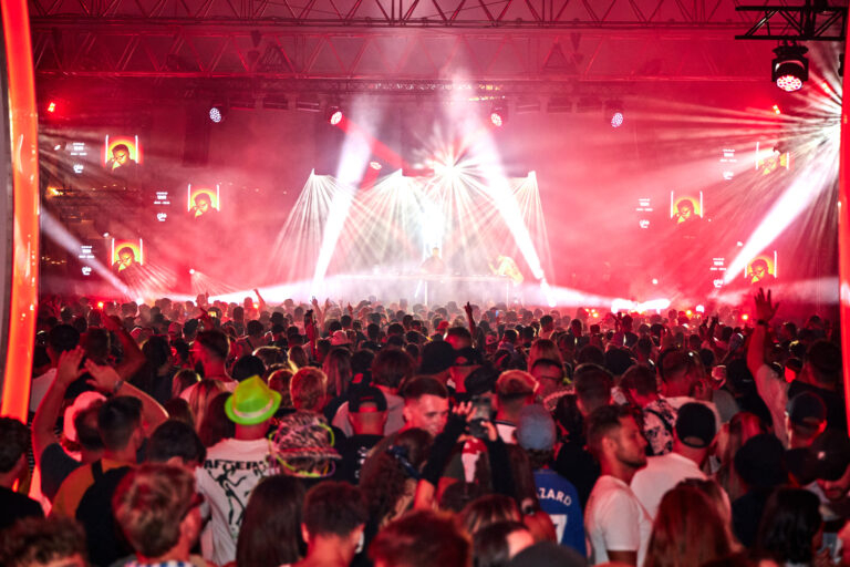 14-08-24-glo x grape 2024-JPEG-2048px-354