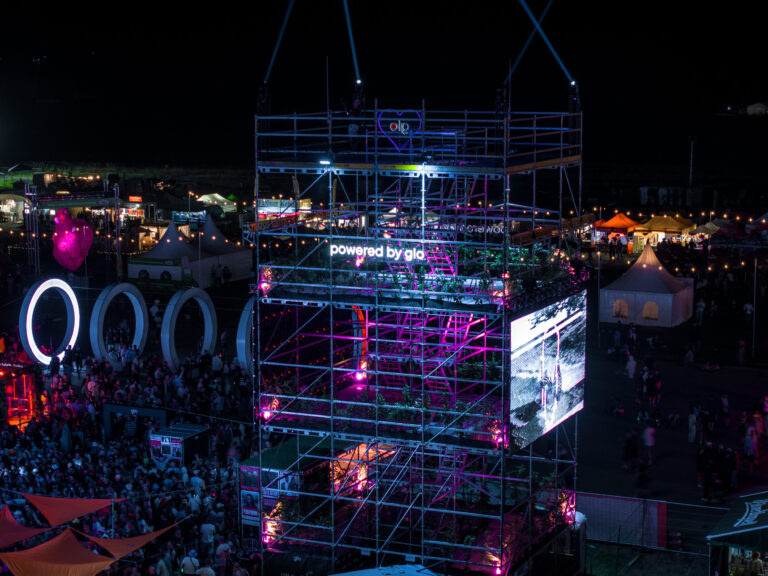 Druhý rok spolupráce značky Glo s Grape festivalem