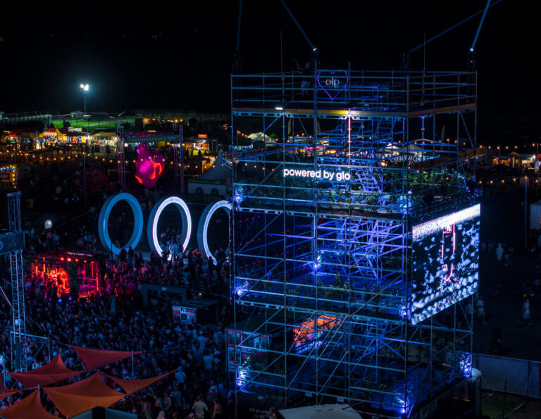 Druhý rok spolupráce značky Glo s Grape festivalem